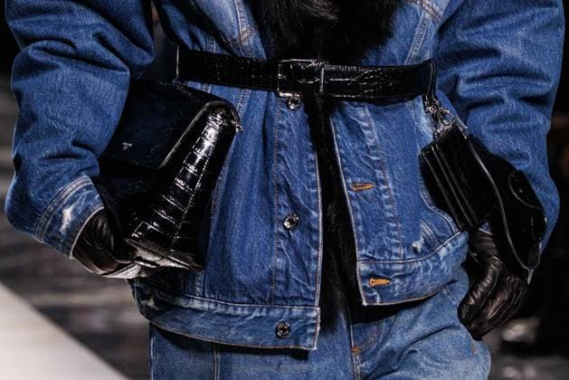 News - Dolce & Gabbana - Runway - Milan Fashion Week - Menswear Fall Winter 2026-2027 A model (detail) walks the runway during the Dolce &amp; Gabbana Fall Winter 2026 2027 menswear show at Milan Men s Fashion Week, on January 17, 2026, in Milan, Italy. Photo by Cinzia Camela. Milan Metropol Italy Copyright: xCinziaxCamelax xLiveMediax LPN_2243620