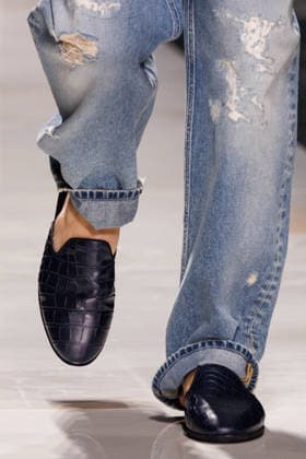 News - Dolce & Gabbana - Runway - Milan Fashion Week - Menswear Fall Winter 2026-2027 A model (detail) walks the runway during the Dolce &amp; Gabbana Fall Winter 2026 2027 menswear show at Milan Men s Fashion Week, on January 17, 2026, in Milan, Italy. Photo by Cinzia Camela. Milan Metropol Italy Copyright: xCinziaxCamelax xLiveMediax LPN_2243624
