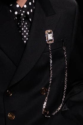 News - Dolce & Gabbana - Runway - Milan Fashion Week - Menswear Fall Winter 2026-2027 A model (detail) walks the runway during the Dolce &amp; Gabbana Fall Winter 2026 2027 menswear show at Milan Men s Fashion Week, on January 17, 2026, in Milan, Italy. Photo by Cinzia Camela. Milan Metropol Italy Copyright: xCinziaxCamelax xLiveMediax LPN_2243645