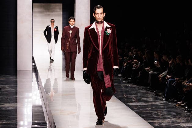 News - Dolce & Gabbana - Runway - Milan Fashion Week - Menswear Fall Winter 2026-2027 A model walks the runway during the Dolce &amp; Gabbana Fall Winter 2026 2027 menswear show at Milan Men s Fashion Week, on January 17, 2026, in Milan, Italy. Photo by Cinzia Camela. Milan Metropol Italy Copyright: xCinziaxCamelax xLiveMediax LPN_2243648