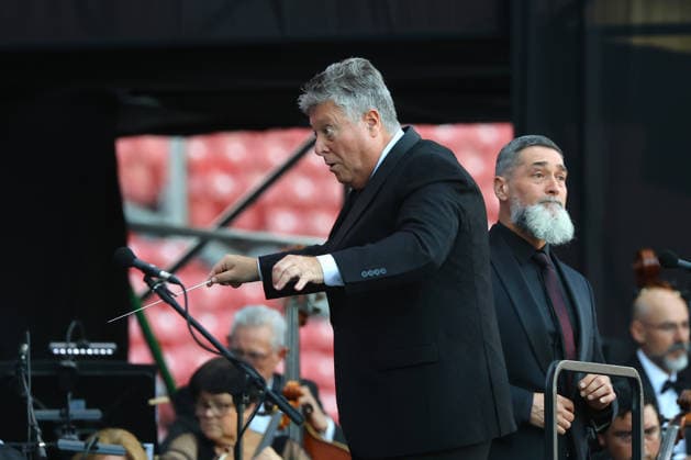 Santiago January 17, 2026 At the National Stadium, the National Symphony Orchestra of Chile and the Symphonic Choir of the University of Chile present the concert, Carmina Burana Jonnathan Oyarzun Aton Chile, Santiago Chile Aton 1118918  Copyright: JONNATHANxOYARZUN ATONxCHILE
