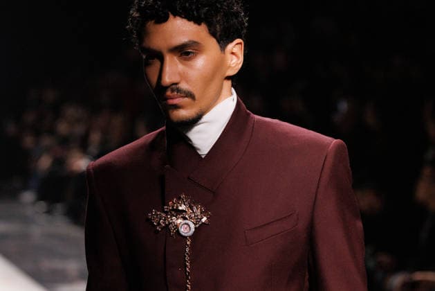 News - Dolce & Gabbana - Runway - Milan Fashion Week - Menswear Fall Winter 2026-2027 A model walks the runway during the Dolce &amp; Gabbana Fall Winter 2026 2027 menswear show at Milan Men s Fashion Week, on January 17, 2026, in Milan, Italy. Photo by Cinzia Camela. Milan Metropol Italy Copyright: xCinziaxCamelax xLiveMediax LPN_2243670