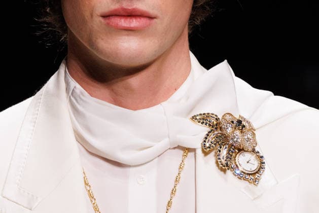 News - Dolce & Gabbana - Runway - Milan Fashion Week - Menswear Fall Winter 2026-2027 A model (detail) walks the runway during the Dolce &amp; Gabbana Fall Winter 2026 2027 menswear show at Milan Men s Fashion Week, on January 17, 2026, in Milan, Italy. Photo by Cinzia Camela. Milan Metropol Italy Copyright: xCinziaxCamelax xLiveMediax LPN_2243739