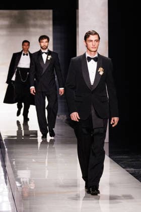 News - Dolce & Gabbana - Runway - Milan Fashion Week - Menswear Fall Winter 2026-2027 A model walks the runway during the Dolce &amp; Gabbana Fall Winter 2026 2027 menswear show at Milan Men s Fashion Week, on January 17, 2026, in Milan, Italy. Photo by Cinzia Camela. Milan Metropol Italy Copyright: xCinziaxCamelax xLiveMediax LPN_2243750