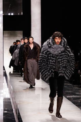 News - Dolce & Gabbana - Runway - Milan Fashion Week - Menswear Fall Winter 2026-2027 Model walk the runway for the finale during the Dolce &amp; Gabbana Fall Winter 2026 2027 menswear show at Milan Men s Fashion Week, on January 17, 2026, in Milan, Italy. Photo by Cinzia Camela. Milan Metropol Italy Copyright: xCinziaxCamelax xLiveMediax LPN_2243818