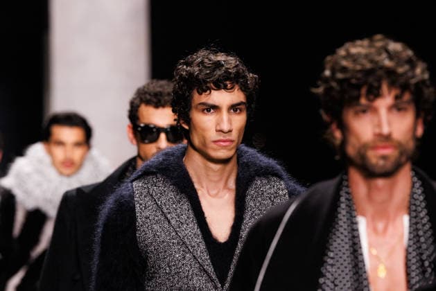 News - Dolce & Gabbana - Runway - Milan Fashion Week - Menswear Fall Winter 2026-2027 Model walk the runway for the finale during the Dolce &amp; Gabbana Fall Winter 2026 2027 menswear show at Milan Men s Fashion Week, on January 17, 2026, in Milan, Italy. Photo by Cinzia Camela. Milan Metropol Italy Copyright: xCinziaxCamelax xLiveMediax LPN_2243830
