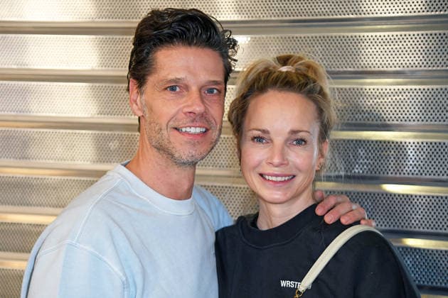 Stephen Dürr with wife Katharina Dürr Departure of the candidates of the RTL TV show ICH BIN EIN STAR, HOLT MICH HIER RAUS at Frankfurt Airport in Frankfurt am Main on 17 01 2026