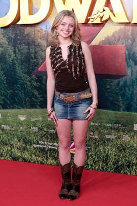 Lara Amelie Rosa at the premiere of the movie Woodwalkers 2 at Cinedom Cologne, 17 01 2026 Foto:xR.xSchmiegeltx xFuturexImagex woodwalkers_6039