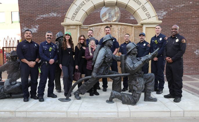 17 January 2026 - Los Angeles, California -Frances Fisher, Firemen from Hollywood Division. The Brave and the Rescued Honoring LA Fire Department First Responders held at The LA City Fire Museum l in Los Angeles. Los Angeles USA - ZUMAa123 20260117_zaa_a123_062 Copyright: xADx