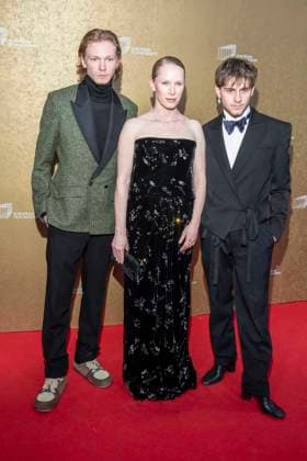 abb Filip Schnack, Susanne Wuest and Florian Geißelmann Geisselmann as guests on the red carpet at the gala for the European Film Awards 2026 European Film Awards 2026 at the Haus der Kulturen der Welt on 17 01 2026 in Berlin Berlin Germany