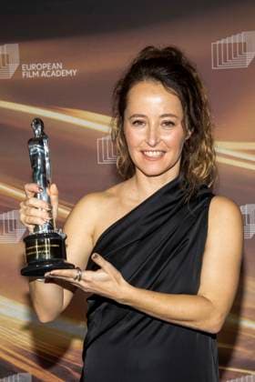 abb Laia Ateca winner of the film award as a guest on the red carpet at the gala for the European Film Awards 2026 European Film Awards 2026 at the Haus der Kulturen der Welt on 17 01 2026 in Berlin Berlin Germany