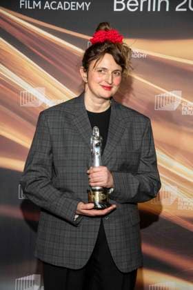 abb Alice Rohrwacher winner of the film award as a guest on the red carpet at the gala of the European Film Awards 2026 European Film Awards 2026 at the Haus der Kulturen der Welt on 17 01 2026 in Berlin Berlin Germany