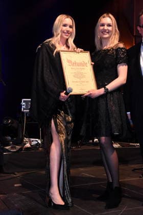Newcomer of the year Ena Operta and Nira Operta, BYENA Beauty GmbH Munich 17 01 2026 Paulaner am Nockherberg Muenchner Gschichten CSU Schwarzweiss Ball Foto Muenchen
