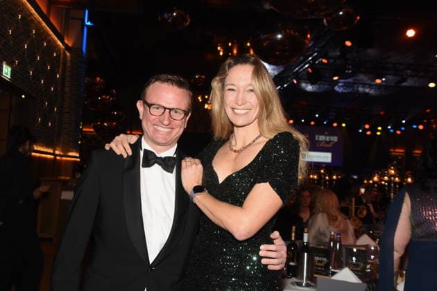 Prof med Dr Hans Theiss CSU MdB Dr Regine Theiss Kickbox World Champion Munich 17 01 2026 Paulaner am Nockherberg Muenchner Gschichten CSU Schwarzweiss Ball Foto Muenchen