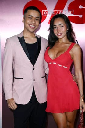 Jerome Weinert and Tatum Sara Koch at the ONE SIZE launch at Prince Charles Berlin, 17 01 2026 Foto:xN.xKubelkax xFuturexImagex size_6107