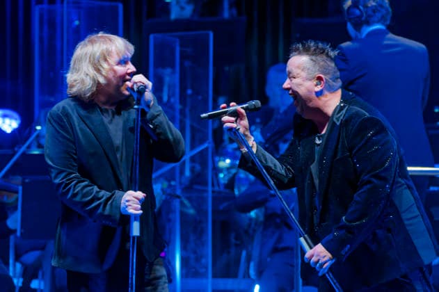 Tobias Künzel and Sebastian Krumbiegel from Die Prinzen live at a concert of the Symphonica Tour for the 35th anniversary of the band with the orchestra of the Thüringen Philharmonie Gotha Eisenach in the Kuppelsaal Hannover, 17 01 2026 Foto:xU.xStammx xFuturexImagex prinzen_6111