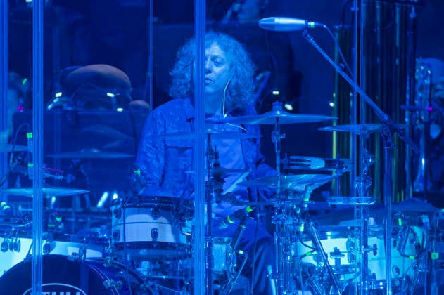 Ali Zieme from Die Prinzen live at a concert of the Symphonica Tour for the 35th anniversary of the band with the orchestra of the Thüringen Philharmonie Gotha Eisenach in the Kuppelsaal Hannover, 17 01 2026 Foto:xU.xStammx xFuturexImagex prinzen_6125