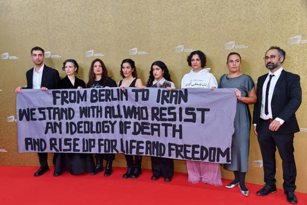 Filmemacher mit iranischem Hintergrund bei der Verleihung des EUROPEAN FILM AWARDS 2026 in Berlin am 17.01.2026 *** Filmmakers with an Iranian background at the EUROPEAN FILM AWARDS 2026 ceremony in Berlin on 17 01 2026