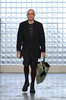 Milan, Milan Men s Fashion Week: Fall Winter 2026 - Men s Fashion, Fall Winter 2026 - Simon Cracker fashion show. Fashion show photo: model  Copyright: xSimonaxChiocciax xipa-agency.netx xFotosickix IPA_Agency_IPA70243042