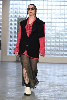 Milan, Milan Men s Fashion Week: Fall Winter 2026 - Men s Fashion, Fall Winter 2026 - Simon Cracker fashion show. Fashion show photo: model  Copyright: xSimonaxChiocciax xipa-agency.netx xFotosickix IPA_Agency_IPA70243041