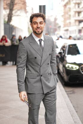 Milan, Milan Men s Fashion Week: Fall Winter 2026 - Men s Fashion, Fall Winter 2026 - Prada Fashion Show - Guests leaving the Hotel Paris. In the photo: Saint Levant  Copyright: xRiccardoxGIordanox xipa-agency.netx xRiccardoxGiordanox IPA_Agency_IPA70250993