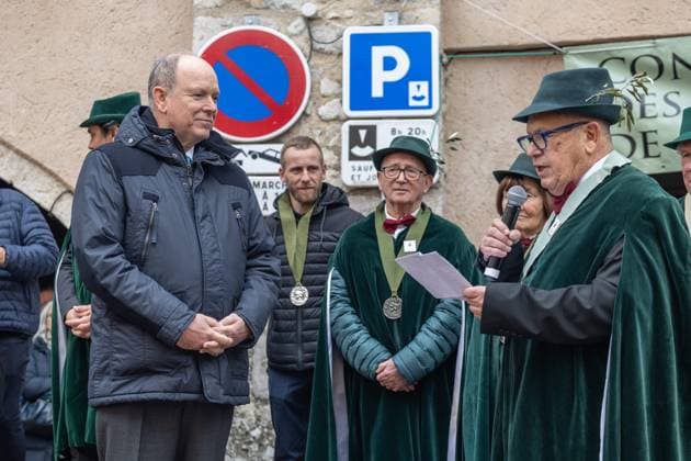 PRINCE ALBERT II DE MONACO A BRUIS LES BARONNIES PHOTOPQR LE DAUPHINE Laurie MUSCIO Buis les Baronnies 18 01 2026 Buis les Baronnies Drôme , January 18, 2026 Buis les Baronnies received its baron, Prince Albert II of Monaco on the occasion of the olive and oil festival and took the opportunity to appoint him knight of the olive tree brotherhood during a public ceremony Photo Laurie Muscio Le Dauphiné Libéré Buis les Baronnies Drôme , January 18, 2026 Buis les Baronnies welcomed its baron, Prince Albert II of Monaco, on the occasion of the olive and oil festival and took the opportunity to name him a knight of the olive brotherhood during a public ceremony Buis les Baronnies Drôme Rhône Alpes France  Copyright: xPHOTOPQR LExDAUPHINE MAXPPPxLauriexMUSCIOx 20260118JDL0175 20260118JDL0175