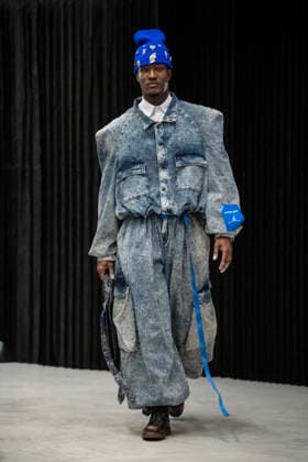 Milan Fashion Week - Men F W 2026-27 Victor Hart Men and Women Fashion Show Catwalk Milan, Italy Milan Fashion Week - Men F W 2026-27 Victor Hart Men and Women Fashion Show Catwalk Milan, Italy 18th January 2026 SGPItalia id 134355_002 Not Exclusive  Copyright: xJohnnyxDallaxLibera SGPx