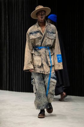 Milan Fashion Week - Men F W 2026-27 Victor Hart Men and Women Fashion Show Catwalk Milan, Italy Milan Fashion Week - Men F W 2026-27 Victor Hart Men and Women Fashion Show Catwalk Milan, Italy 18th January 2026 SGPItalia id 134355_002 Not Exclusive  Copyright: xJohnnyxDallaxLibera SGPx