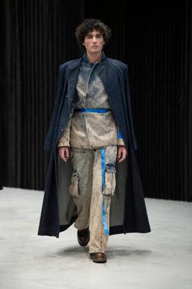 Milan Fashion Week - Men F W 2026-27 Victor Hart Men and Women Fashion Show Catwalk Milan, Italy Milan Fashion Week - Men F W 2026-27 Victor Hart Men and Women Fashion Show Catwalk Milan, Italy 18th January 2026 SGPItalia id 134355_002 Not Exclusive  Copyright: xJohnnyxDallaxLibera SGPx