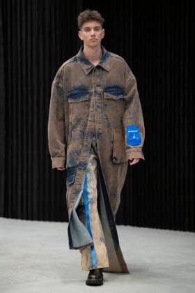 Milan Fashion Week - Men F W 2026-27 Victor Hart Men and Women Fashion Show Catwalk Milan, Italy Milan Fashion Week - Men F W 2026-27 Victor Hart Men and Women Fashion Show Catwalk Milan, Italy 18th January 2026 SGPItalia id 134355_002 Not Exclusive  Copyright: xJohnnyxDallaxLibera SGPx