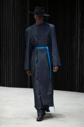 Milan Fashion Week - Men F W 2026-27 Victor Hart Men and Women Fashion Show Catwalk Milan, Italy Milan Fashion Week - Men F W 2026-27 Victor Hart Men and Women Fashion Show Catwalk Milan, Italy 18th January 2026 SGPItalia id 134355_002 Not Exclusive  Copyright: xJohnnyxDallaxLibera SGPx