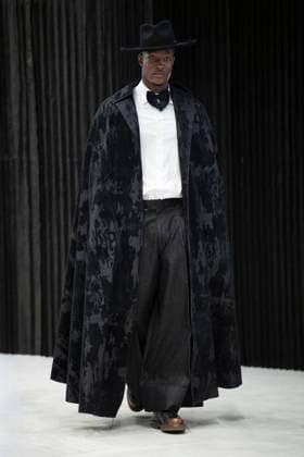 Milan Fashion Week - Men F W 2026-27 Victor Hart Men and Women Fashion Show Catwalk Milan, Italy Milan Fashion Week - Men F W 2026-27 Victor Hart Men and Women Fashion Show Catwalk Milan, Italy 18th January 2026 SGPItalia id 134355_002 Not Exclusive  Copyright: xJohnnyxDallaxLibera SGPx