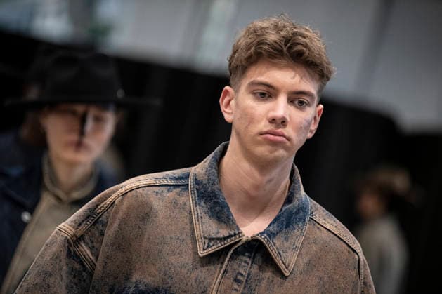 Milan Fashion Week - Men F W 2026-27 Victor Hart Men and Women Fashion Show Vibes Milan, Italy Milan Fashion Week - Men F W 2026-27 Victor Hart Men and Women Fashion Show Vibes Milan, Italy 18th January 2026 SGPItalia id 134355_003 Not Exclusive  Copyright: xJohnnyxDallaxLibera SGPx