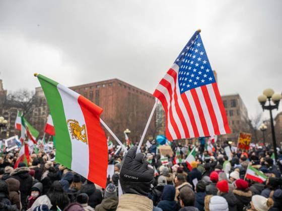 January 18, 2026, New York, New York, USA: A couple of thousand Iranians gathered in Washington Square Park, New York City, calling on the United States to intervene and chanting Ã¢â‚¬oeFree Iran,Ã¢â‚¬Â? as protests continue across Iran amid a brutal government crackdown, mass arrests, and widespread human rights abuses. New York USA - ZUMAc266 20260118_znp_c266_003 Copyright: xCarlosxChiossonex