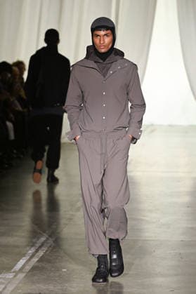 Milan, Milan Men s Fashion Week: Fall Winter 2026 - Men s Fashion, Fall Winter 2026 - Saul Nash fashion show. Fashion show photo: model  Copyright: xSimonaxChiocciax xipa-agency.netx xFotosickix IPA_Agency_IPA70272488