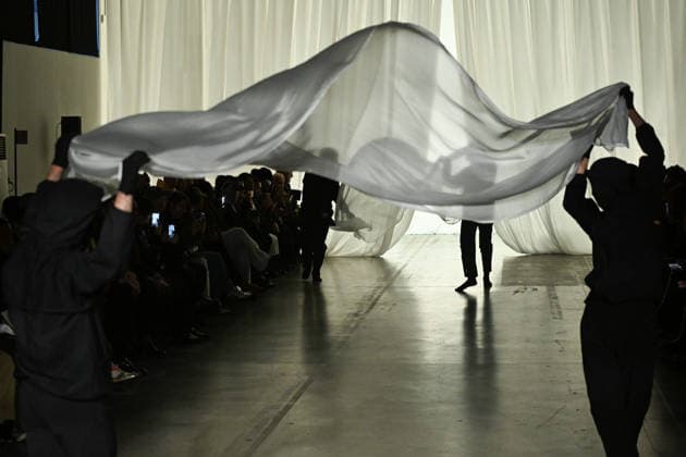 Milan, Milan Men s Fashion Week: Fall Winter 2026 - Men s Fashion, Fall Winter 2026 - Saul Nash fashion show. Fashion show photo: model  Copyright: xSimonaxChiocciax xipa-agency.netx xFotosickix IPA_Agency_IPA70272525