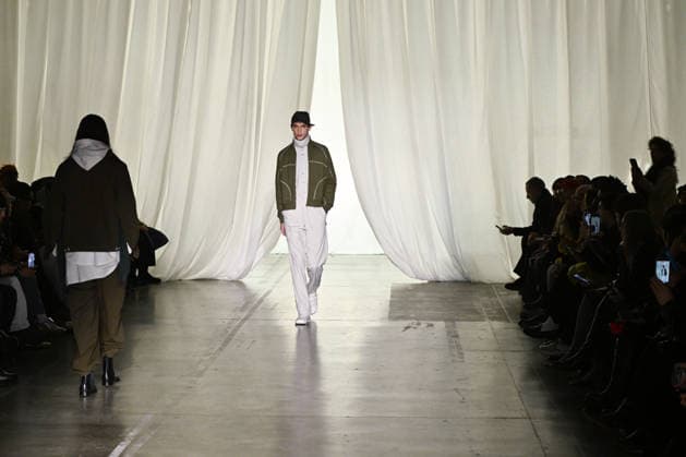 Milan, Milan Men s Fashion Week: Fall Winter 2026 - Men s Fashion, Fall Winter 2026 - Saul Nash fashion show. Fashion show photo: model  Copyright: xSimonaxChiocciax xipa-agency.netx xFotosickix IPA_Agency_IPA70272400