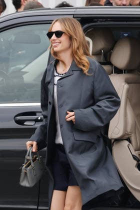 Milan, Milan Fashion Week Menswear Fall Winter 2026 2027 - Men s Fashion, Fall Winter 2026 2027 - Prada Fashion Show - Guest Arrivals. Pictured: Maya Hawke (actress and singer)  Copyright: xAlessandroxBremecx xipa-agency.netx xx IPA_Agency_IPA70274688