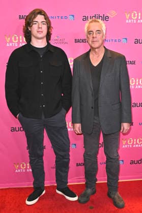 Eamonn Welliver with father Titus Welliver at the 12 Voice Arts Awards Gala 2026 at the Beverly Hilton Hotel Beverly Hills, 18 01 2026 Foto:xD.xStarbuckx xFuturexImagex voice_6109