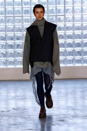 Simon Cracker Fashion Show Ready to Wear Men Collection Fall Winter 2026 2027 at Milan Fashion Week MLFW , January 18th, 2026 Simon Cracker Fashion Show Ready to Wear Men Collection Fall Winter 2026 2027 at Milan Fashion Week January 18th, 2026 Milan Italy  Copyright: xAgencex xBestimagexAgencex xBestimagex
