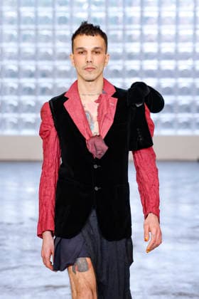 Simon Cracker Fashion Show Ready to Wear Men Collection Fall Winter 2026 2027 at Milan Fashion Week MLFW , January 18th, 2026 Simon Cracker Fashion Show Ready to Wear Men Collection Fall Winter 2026 2027 at Milan Fashion Week January 18th, 2026 Milan Italy  Copyright: xAgencex xBestimagexAgencex xBestimagex