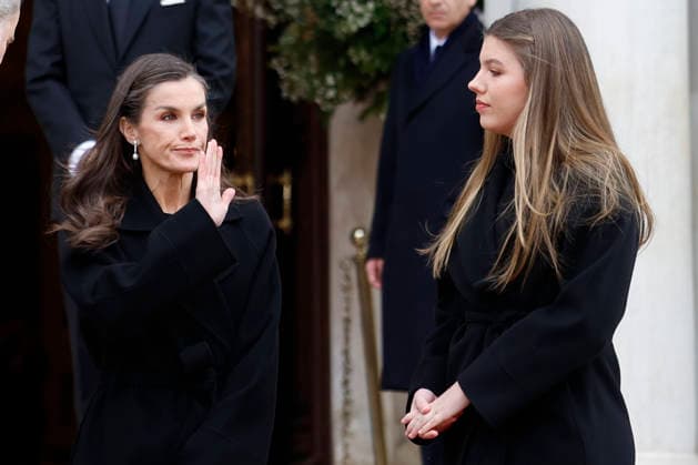 Spanish Queen Letizia (L) and infanta Sofia (R) after attending to the mass funeral of Princess Irene of Greece and Denmark held at the Metropolitan cathedreal of Athens, Greece on 19 January 2026. Princess Irene of Greece and Denmark died in Madrid last 15 January. Funeral of Princess Irene of Greece and Denmark in Athens !ACHTUNG: NUR REDAKTIONELLE NUTZUNG!  Copyright: xMariscalx GRAF1089 20260119-55019106000_1