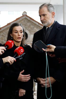 Spanish King Felipe VI (R) and Queen Letizia (L) attend to the media at their arrival to the funeral of Princess Irene of Greece and Denmark held at the Metropolitan cathedreal of Athens, Greece on 19 January 2026. Princess Irene of Greece and Denmark died in Madrid last 15 January. Funeral of Princess Irene of Greece and Denmark in Athens !ACHTUNG: NUR REDAKTIONELLE NUTZUNG!  Copyright: xMariscalx GRAF1105 20260119-55019106129_1