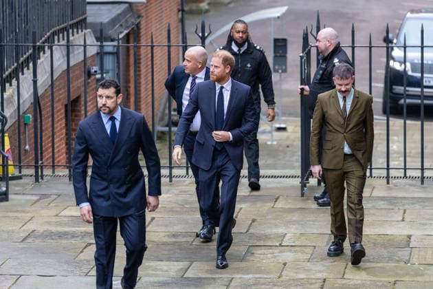 January 19, 2026, London, England, United Kingdom: Prince HARRY, the Duke of Sussex arrives at the Royal Courts Of Justice, central London, for the trial over allegations of unlawful information gathering brought against Associated Newspapers Limited (ANL) by seven people - the Duke of Sussex, Baroness Doreen Lawrence, Sir Elton John, David Furnish, Liz Hurley, Sadie Frost and Sir Simon Hughes. London United Kingdom - ZUMAs262 20260119_zip_s262_003 Copyright: xTayfunxSalcix