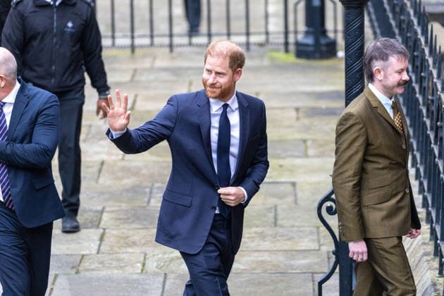 January 19, 2026, London, England, United Kingdom: Prince HARRY, the Duke of Sussex arrives at the Royal Courts Of Justice, central London, for the trial over allegations of unlawful information gathering brought against Associated Newspapers Limited (ANL) by seven people - the Duke of Sussex, Baroness Doreen Lawrence, Sir Elton John, David Furnish, Liz Hurley, Sadie Frost and Sir Simon Hughes. London United Kingdom - ZUMAs262 20260119_zip_s262_007 Copyright: xTayfunxSalcix