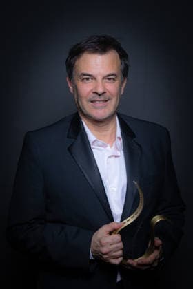 Exclusive - Ceremonie Des Lumieres 2026 - Portrait Exclusif - Francois Ozon Best film attends the Ceremonie Des Lumieres 31th International Press Award Ceremony at l Institut du Monde Arabe on January 18, 2026 in Paris, France. Photo by Nasser Berzane ABACAPRESS.COM Paris France  Copyright: xBerzanexNasser ABACAx