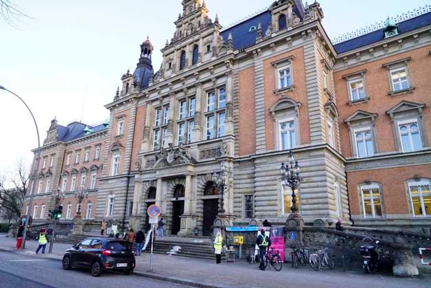 cntv District Court Hamburg Criminal Justice Building Kidnapping Case of Block Children Hamburg 19 01 2026 Hamburg Germany