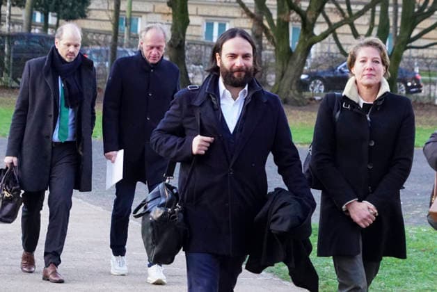 cntv Gerhard Delling TV presenter with lawyer David Rieks Christina Block entrepreneur with her defense lawyer Ingo Bott the defense lawyers and defendants come on foot as usual Hamburg,19 01 2026 Hearing at the trial for alleged child abduction in the Hamburg Regional Court Criminal Justice Building Abduction case of the Block children Hamburg Germany