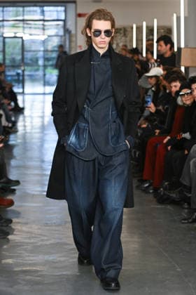 Milan, Milan Men s Fashion Week: Fall Winter 2026 - Men s Fashion, Fall Winter 2026 - David Catalan fashion show. Fashion show photo: model  Copyright: xSimonaxChiocciax xipa-agency.netx xFotosickix IPA_Agency_IPA70286901