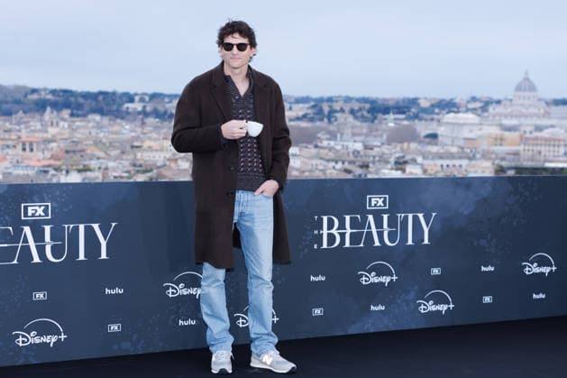 News - Photocall - THE BEAUTY Ashton Kutcher attends the photocall of the movie THE BEAUTY on January 19, 2026 at Hotel de la Ville, Rome, Italy Rome Hotel de la Ville Italy Copyright: xEmanuelaxVertollix xLiveMediax LPN_2247837